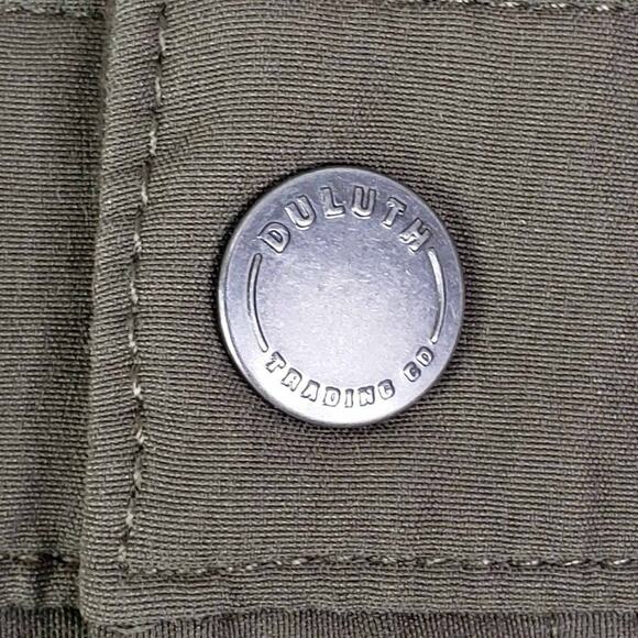 Duluth Trading Co Womens Cargo Pants Brown Size 18X31 Flat Front Straight Leg - Picture 4 of 9